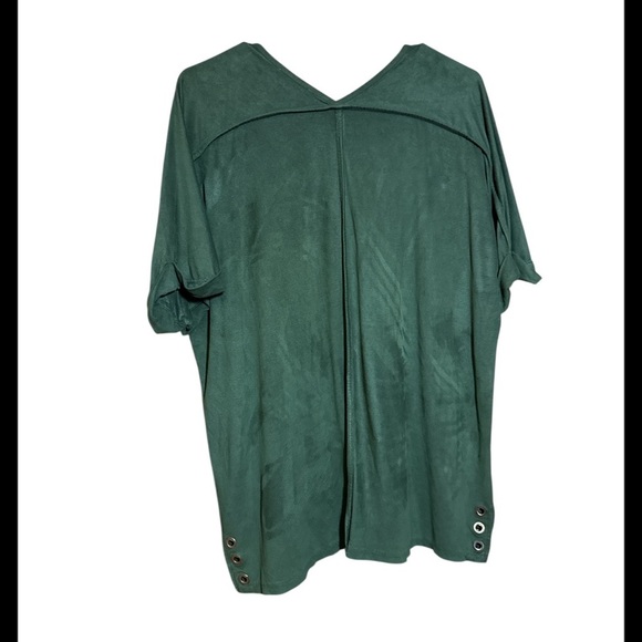 Simply Noelle Stylish Green soft top size L/XL - Picture 2 of 4